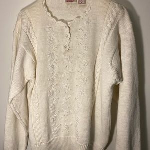 Huntington Ridge ladies white sweater with pearls